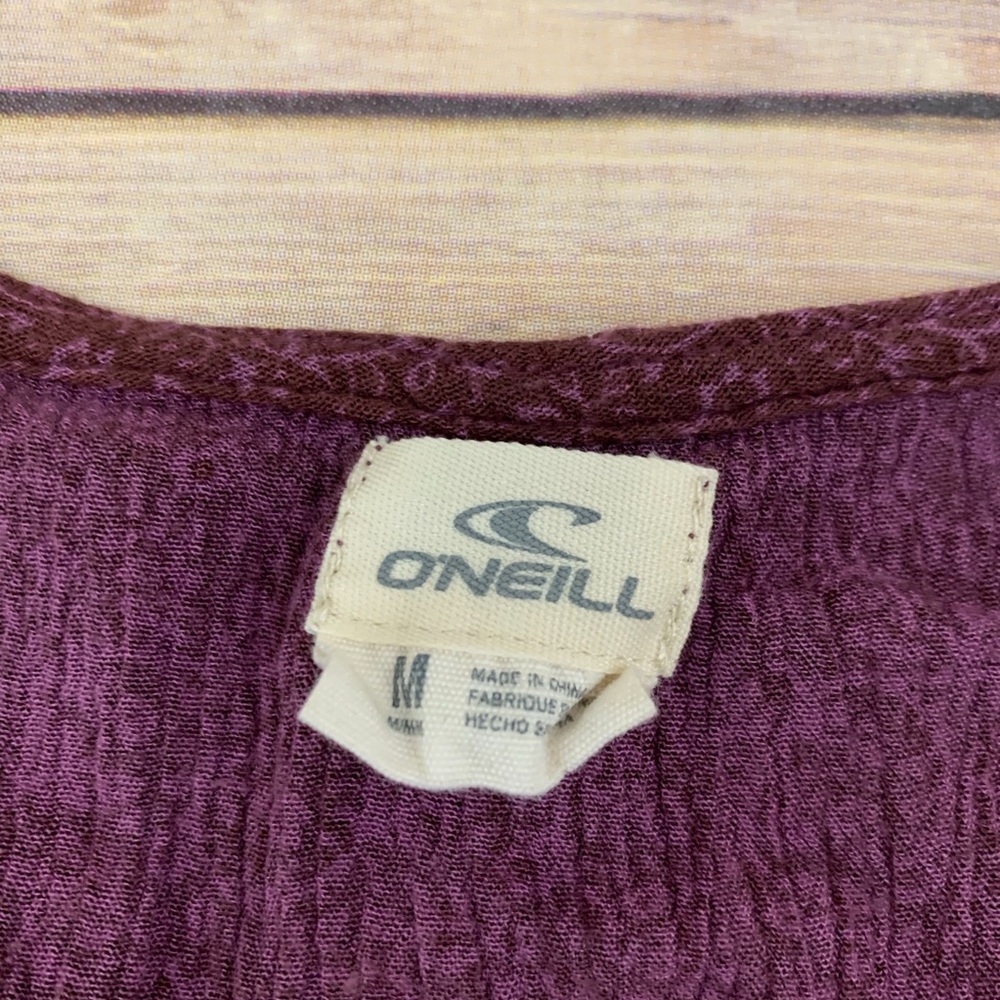 O'Neill women's purple floral sleeveless boho top - Picture 4 of 8